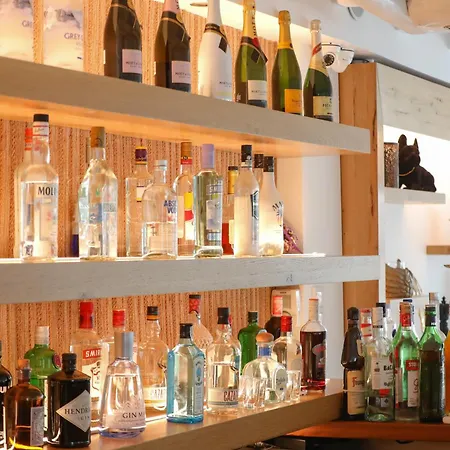 Ξενοδοχείο Ibiscus Boutique 3*