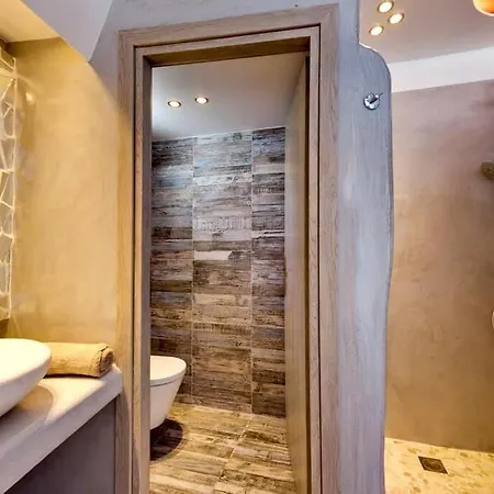 Ibiscus Boutique Hotel